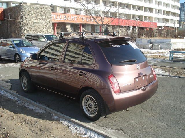 2003 Nissan March