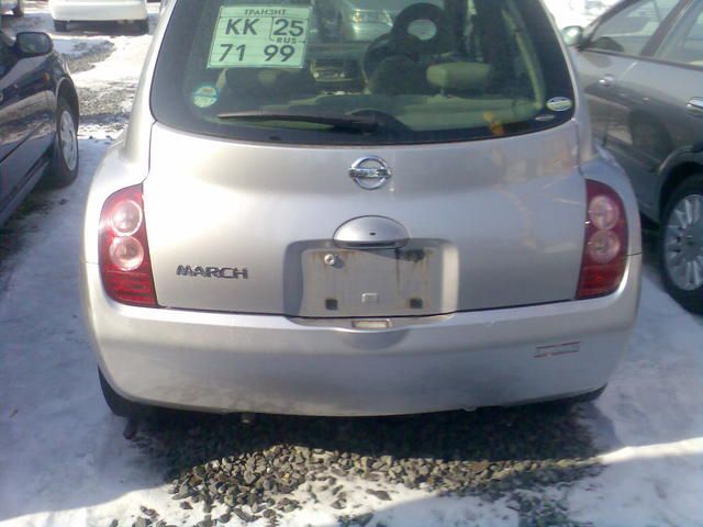 2003 Nissan March