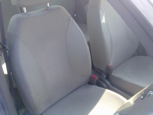 2003 Nissan March