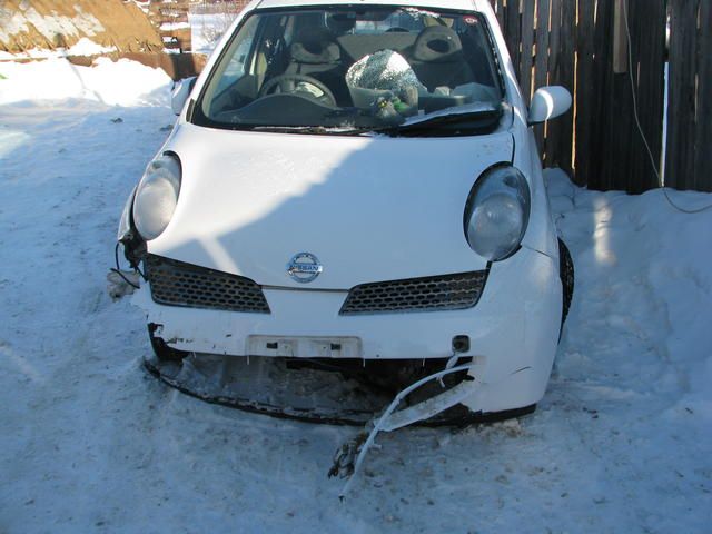 2003 Nissan March