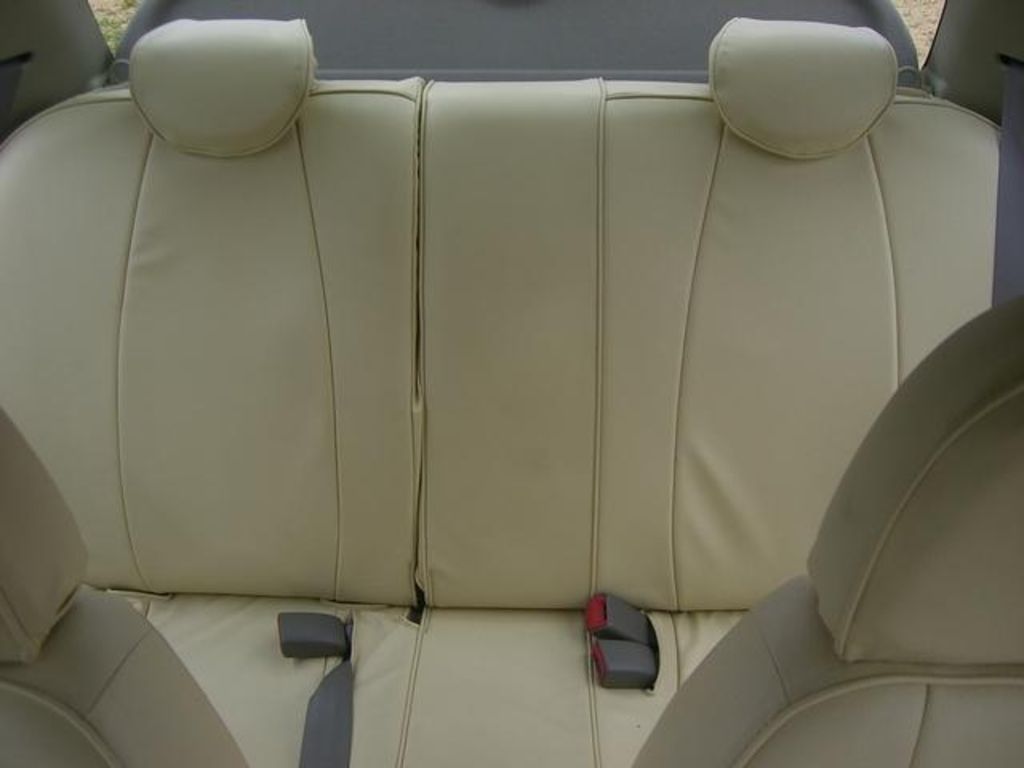 2003 Nissan March