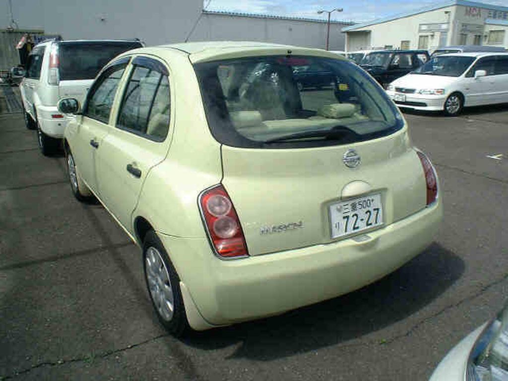 2003 Nissan March