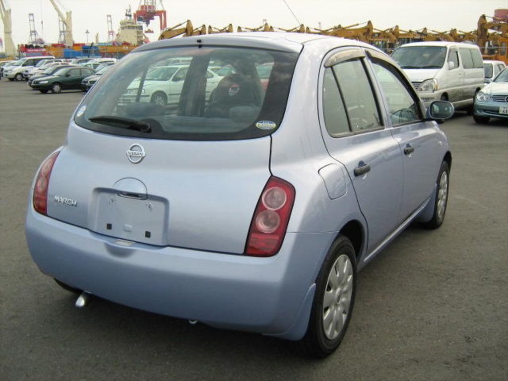 2003 Nissan March
