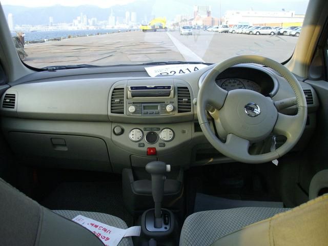 2003 Nissan March