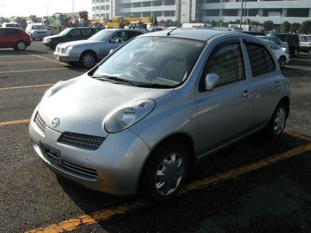 2003 Nissan March
