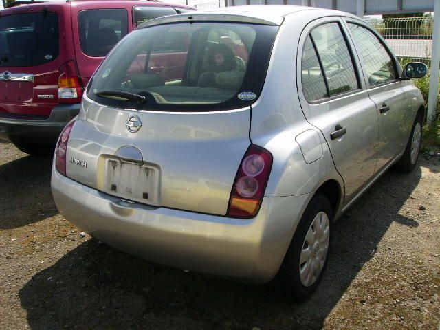 2003 Nissan March