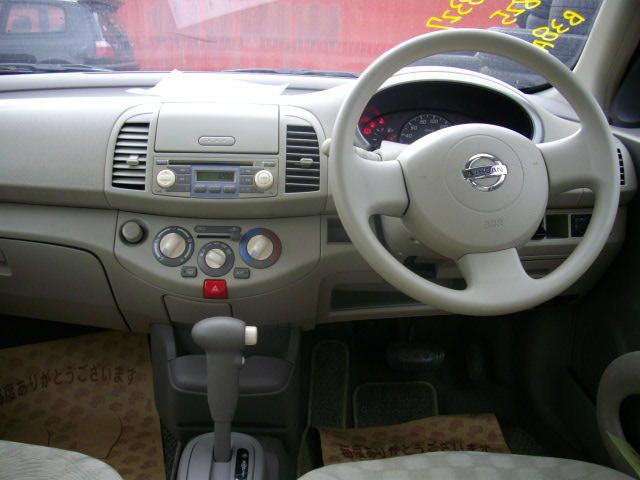 2003 Nissan March