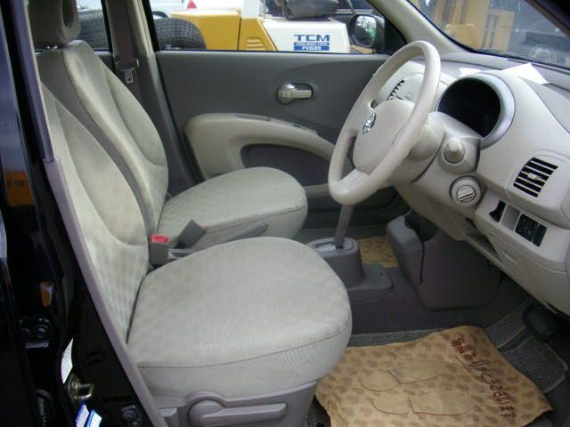 2003 Nissan March