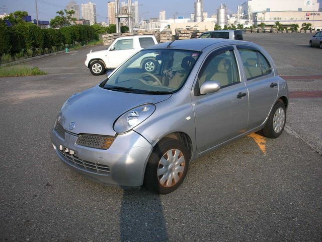 2003 Nissan March