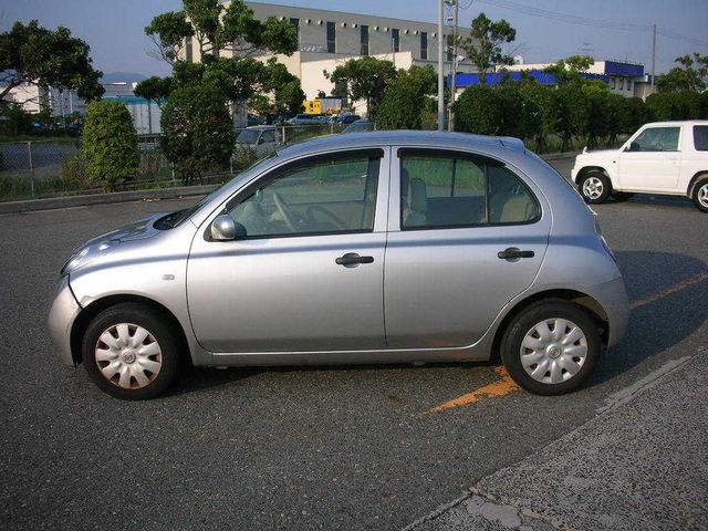 2003 Nissan March