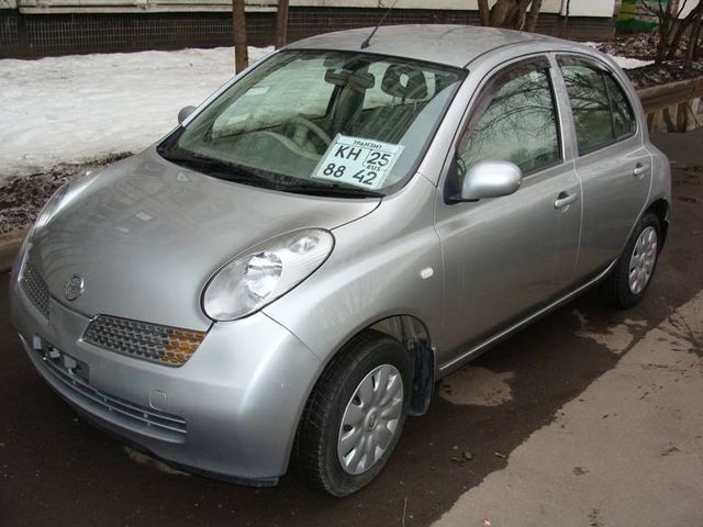 2003 Nissan March