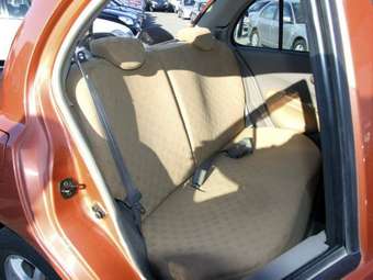2003 Nissan March Pics