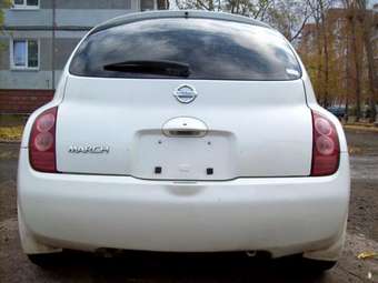 2003 Nissan March Pics