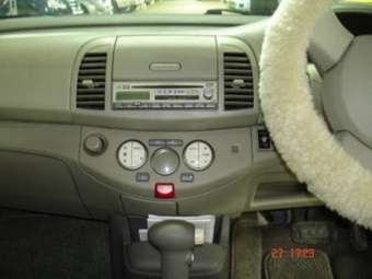 2003 Nissan March Pics