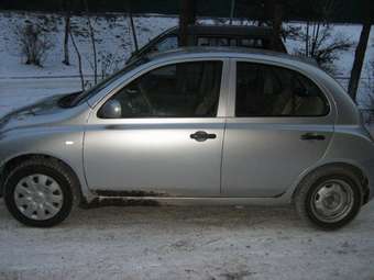 2003 Nissan March Pictures