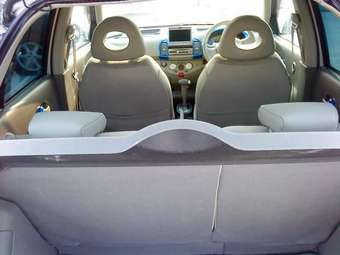 2003 Nissan March Pictures