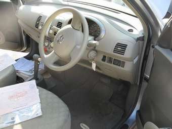 2003 Nissan March Pictures