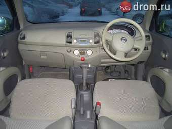 2003 Nissan March Pictures