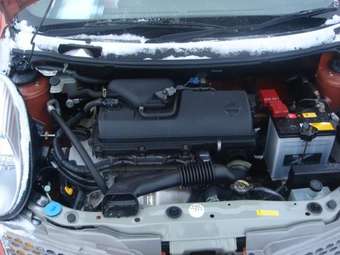 2003 Nissan March Pictures