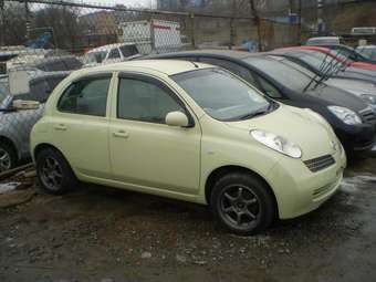 2003 Nissan March Pictures