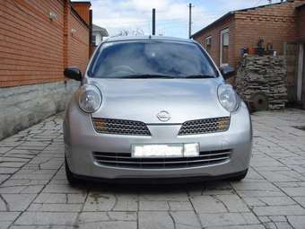 2003 Nissan March Pictures