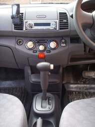 2003 Nissan March Pictures
