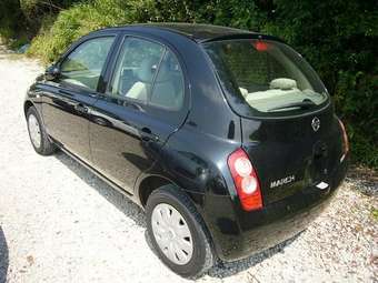 2003 Nissan March Pictures