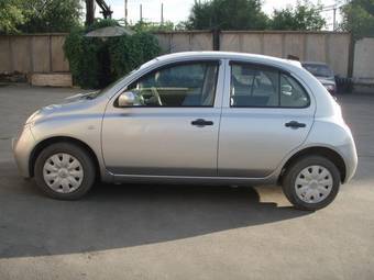 2003 Nissan March Photos