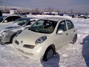 2003 Nissan March Pictures