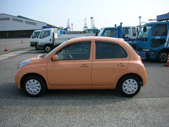 2003 Nissan March Photos