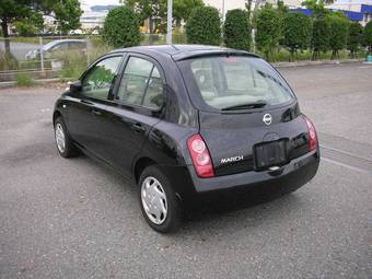 2003 Nissan March Pictures