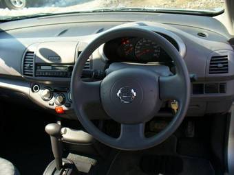 2003 Nissan March Pictures
