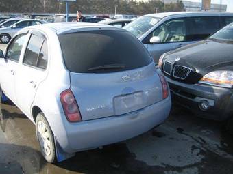 2003 Nissan March Pictures