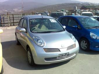 2003 Nissan March Pictures