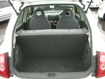 2003 Nissan March Images