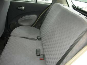 2003 Nissan March Pics