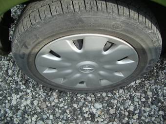 2003 Nissan March Pictures