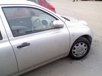 2003 Nissan March Pictures