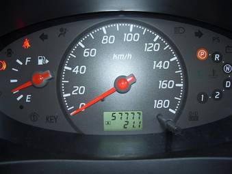 2003 Nissan March Pictures