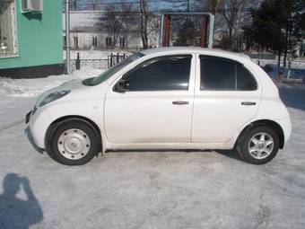 2003 Nissan March Pictures
