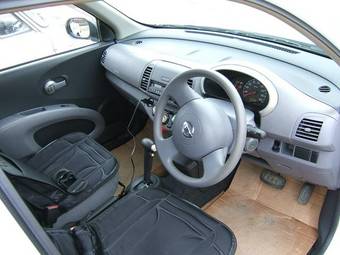 2003 Nissan March Pictures