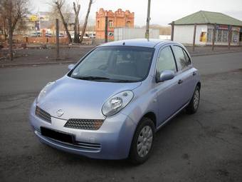 2003 Nissan March Pics