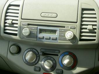 2003 Nissan March Images