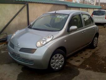 2003 Nissan March Pictures