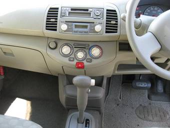 2003 Nissan March Photos