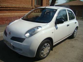 2003 Nissan March Photos