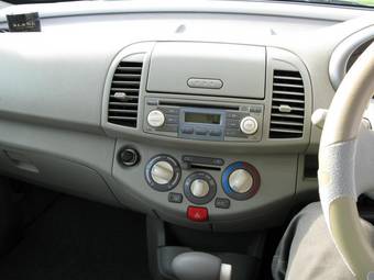2003 Nissan March Photos