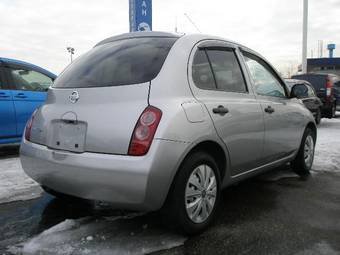 2003 Nissan March Pictures