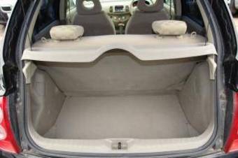 2003 Nissan March Pictures