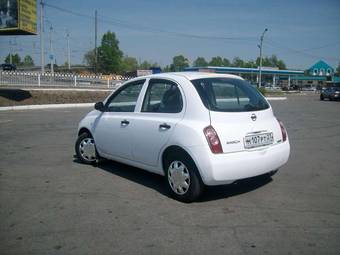 2003 Nissan March Pictures